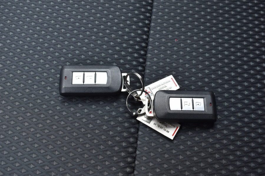 Mitsubishi Outlander 2.4 PHEV Instyle Plugin-hybride