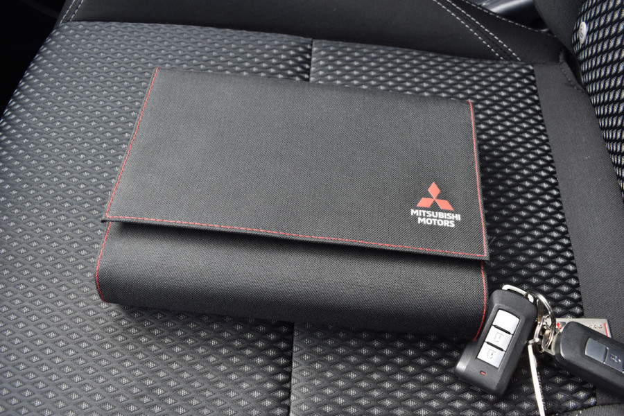 Mitsubishi Outlander 2.4 PHEV Instyle Plugin-hybride