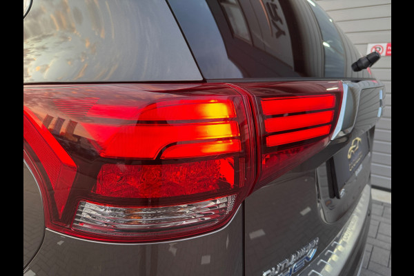 Mitsubishi Outlander 2.4 PHEV S-Edition Bomvol