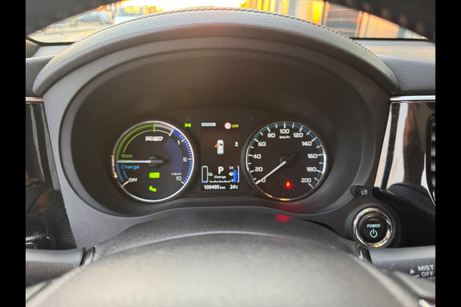 Mitsubishi Outlander 2.4 PHEV S-Edition Bomvol