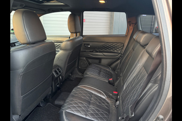 Mitsubishi Outlander 2.4 PHEV S-Edition Bomvol