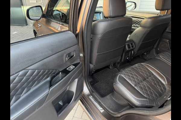 Mitsubishi Outlander 2.4 PHEV S-Edition Bomvol