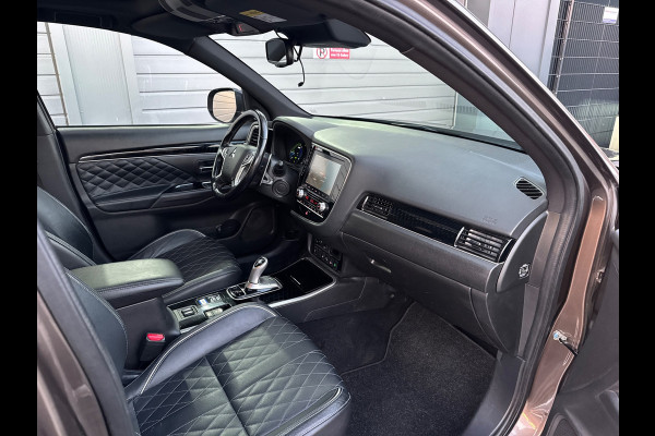 Mitsubishi Outlander 2.4 PHEV S-Edition Bomvol