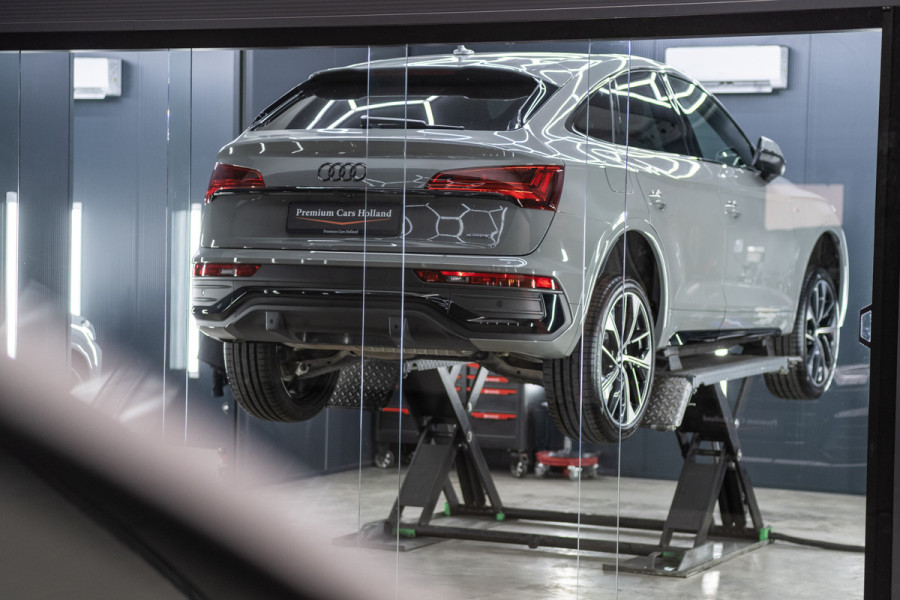 Audi Q2 1.4 TFSI CoD 150 Pk S-Line Pano Sfeer Navi Alcantara Full Led Keyless 19 Inch