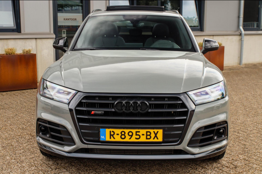 Audi SQ5 3.0 TFSI Q5 Quattro S-Line 354pk Automaat! 1e Eig|DLR|Quantum|Kuipstoelen|Panoramadak|Virtual Cockpit|Black|Carbon|22inch