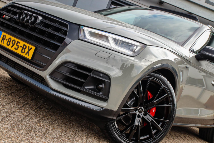 Audi SQ5 3.0 TFSI Q5 Quattro S-Line 354pk Automaat! 1e Eig|DLR|Quantum|Kuipstoelen|Panoramadak|Virtual Cockpit|Black|Carbon|22inch