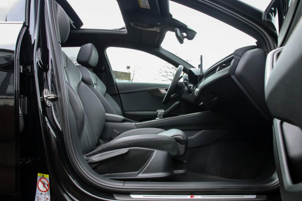Audi A4 Avant 2.0 TFSI S line Black Edition Facelift 245pk S-Tronic! 1e|DLR|Panoramadak|Virtual Cockpit|Leder|LED Matrix|Black
