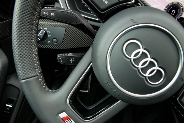Audi A4 Avant 2.0 TFSI S line Black Edition Facelift 245pk S-Tronic! 1e|DLR|Panoramadak|Virtual Cockpit|Leder|LED Matrix|Black|20