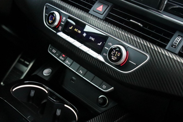 Audi A4 Avant 2.0 TFSI S line Black Edition Facelift 245pk S-Tronic! 1e|NL|DLR|Panoramadak|Virtual Cockpit|Leder|LED Matrix|Black