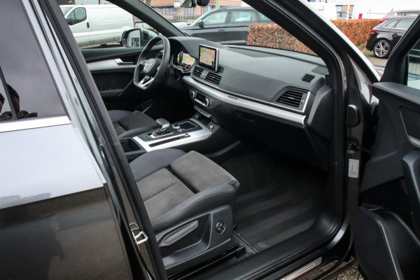 Audi Q5 55 TFSI e Quattro Competition Pro Line S S-Line 367pk Automaat! 1e|DLR|Panoramadak|Virtual Cockpit|LED Matrix|ACC|Black|21