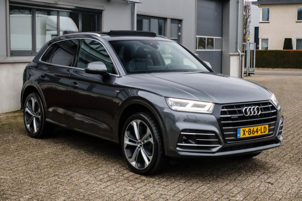 Audi Q5 55 TFSI e Quattro Competition Pro Line S S-Line 367pk Automaat! 1e|DLR|Panoramadak|Virtual Cockpit|LED Matrix|ACC|Black|21