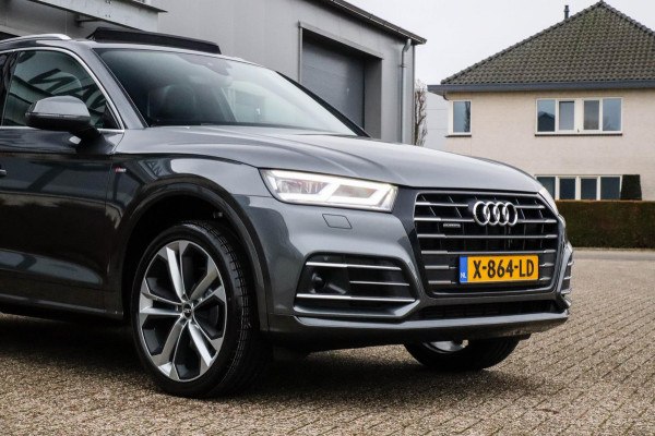 Audi Q5 55 TFSI e Quattro Competition Pro Line S S-Line 367pk Automaat! 1e|DLR|Panoramadak|Virtual Cockpit|LED Matrix|ACC|Black|21