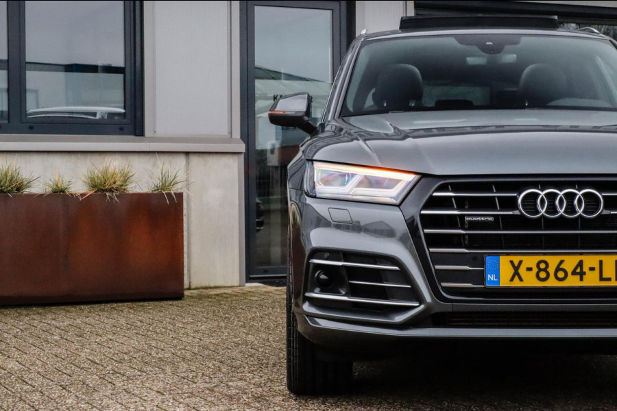 Audi Q5 55 TFSI e Quattro Competition Pro Line S S-Line 367pk Automaat! 1e|DLR|Panoramadak|Virtual Cockpit|LED Matrix|ACC|Black|21