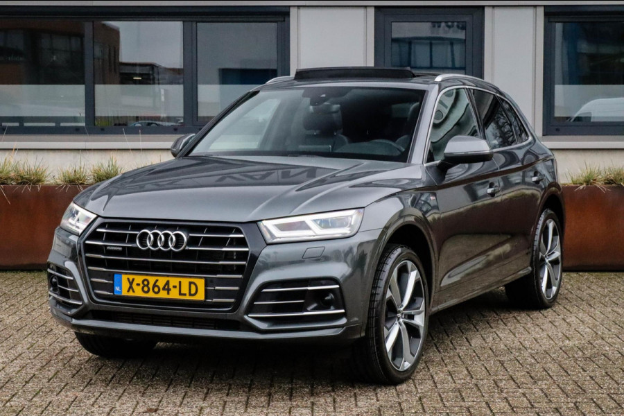 Audi Q5 55 TFSI e Quattro Competition Pro Line S S-Line 367pk Automaat! 1e|DLR|Panoramadak|Virtual Cockpit|LED Matrix|ACC|Black|21