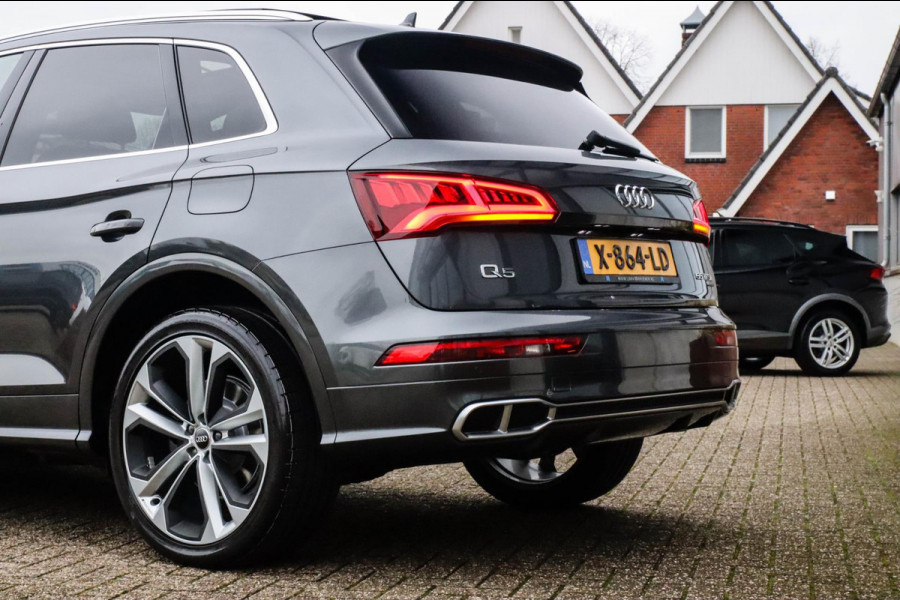 Audi Q5 55 TFSI e Quattro Competition Pro Line S S-Line 367pk Automaat! 1e|DLR|Panoramadak|Virtual Cockpit|LED Matrix|ACC|Black|21