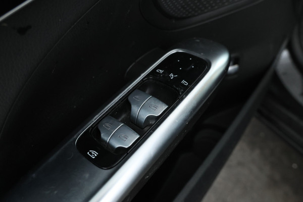 Mercedes-Benz C-Klasse Estate 200 d AMG Line Automaat, Climate, Digital Dash!