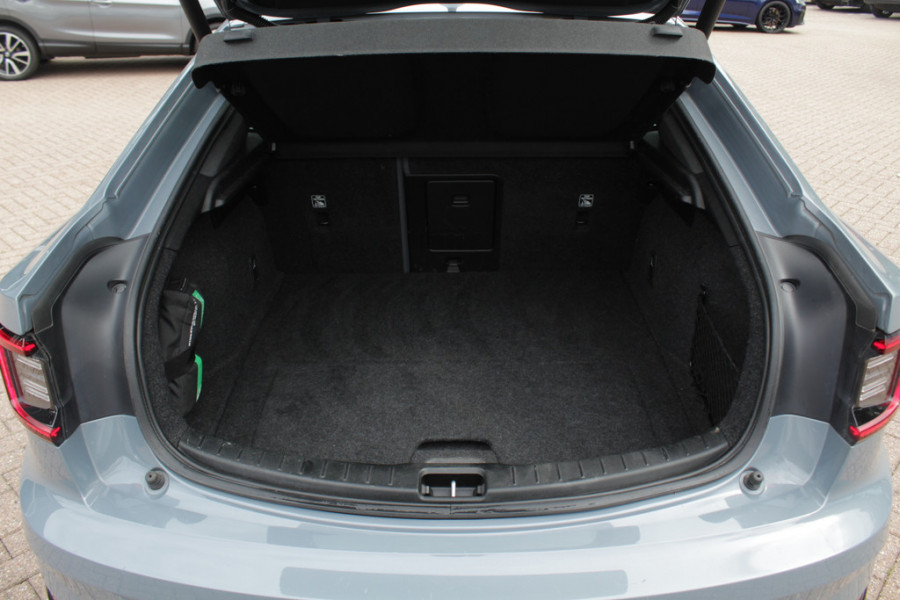 Polestar 2 Long Range Dual Motor Launch Edition 78kWh / Trekhaak / Panoramadak / 360Camera / ACC / Virtual Cockpit / Keyless / DAB / Stuurverwarming