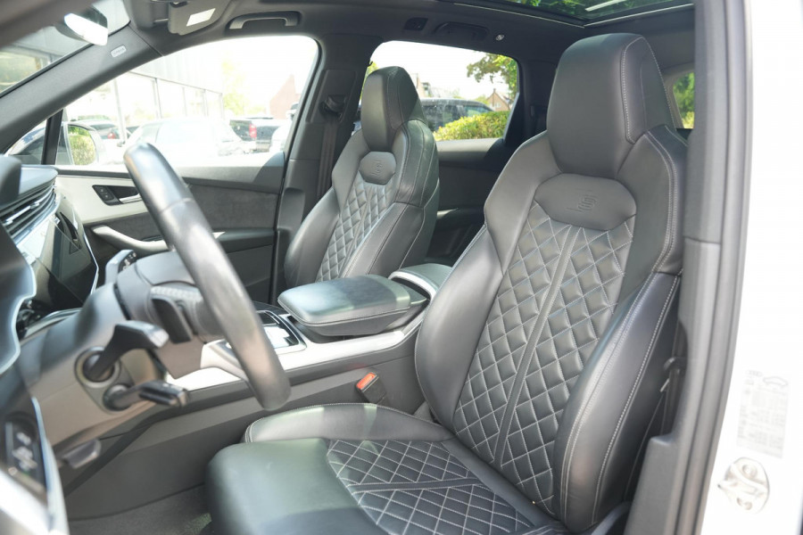 Audi Q7 60 TFSI e quattro Pro Line S Competition Panoramadak Luxe Leder Trekhaak Luchtvering 456 PK!