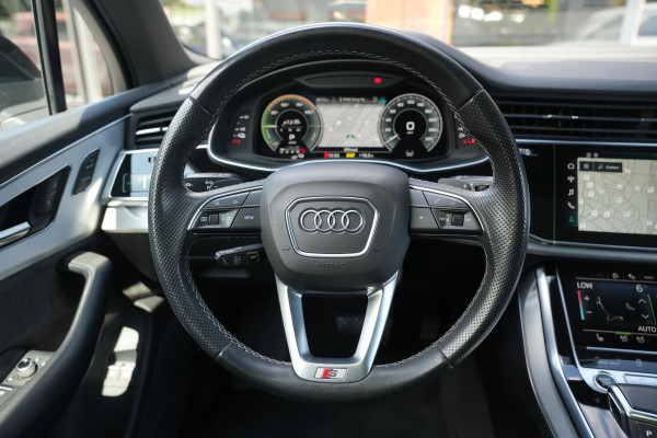 Audi Q7 60 TFSI e quattro Pro Line S Competition Panoramadak Luxe Leder Trekhaak Luchtvering 456 PK!