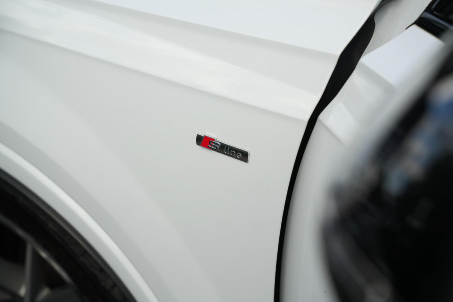 Audi Q7 60 TFSI e quattro Pro Line S Competition Panoramadak Luxe Leder Trekhaak Luchtvering 456 PK!
