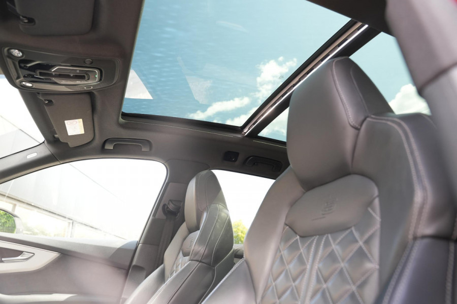 Audi Q7 60 TFSI e quattro Pro Line S Competition Panoramadak Luxe Leder Trekhaak Luchtvering 456 PK!