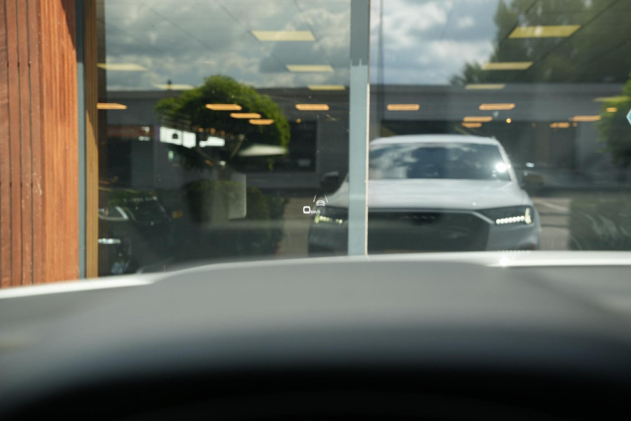 Audi Q7 60 TFSI e quattro Pro Line S Competition Panoramadak Luxe Leder Trekhaak Luchtvering 456 PK!