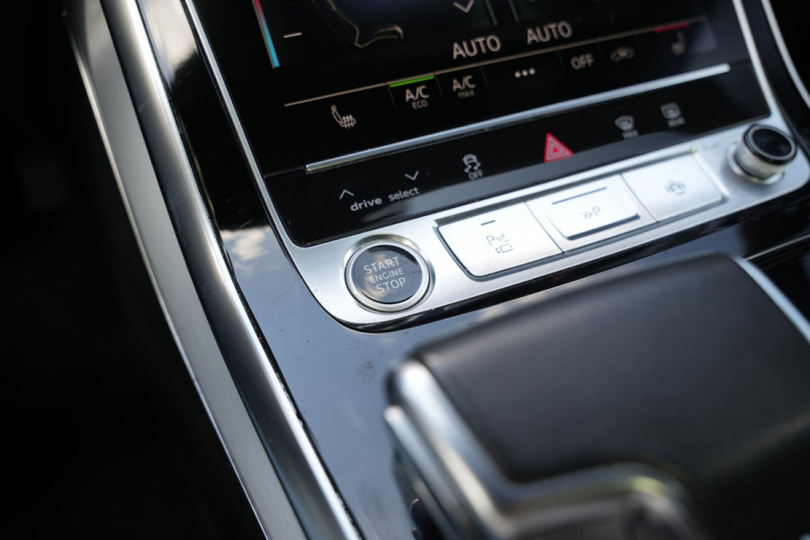 Audi Q7 60 TFSI e quattro Pro Line S Competition Panoramadak Luxe Leder Trekhaak Luchtvering 456 PK!