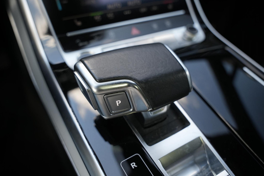 Audi Q7 60 TFSI e quattro Pro Line S Competition Panoramadak Luxe Leder Trekhaak Luchtvering 456 PK!