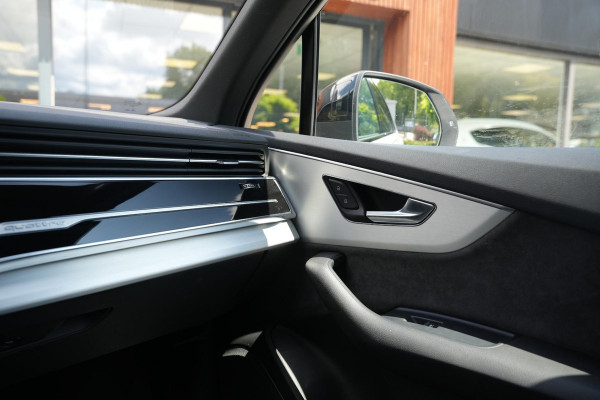 Audi Q7 60 TFSI e quattro Pro Line S Competition Panoramadak Luxe Leder Trekhaak Luchtvering 456 PK!