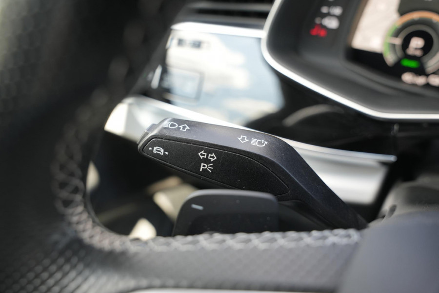 Audi Q7 60 TFSI e quattro Pro Line S Competition Panoramadak Luxe Leder Trekhaak Luchtvering 456 PK!