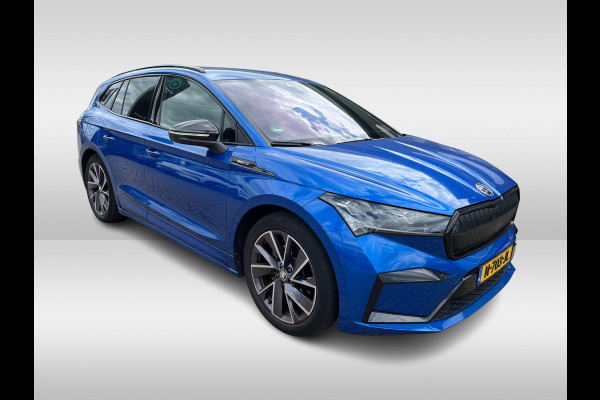 Škoda ENYAQ iV 60 Sportline / Trekhaak / Camera / Leer&Alcantara / Keyless / 20'' / CarPlay / Matrix LED / Stoelverwarming 4x / Dodehoek / DAB / ACC