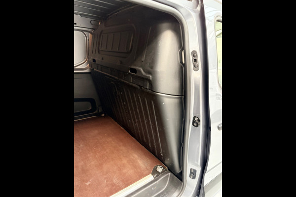 Opel Combo 1.5D L1H1 Edition, Airco, CruiseControl, Navigatie, Trekhaak, Metallic lak, 1Ste eigenaar, Rijklaarprijs!