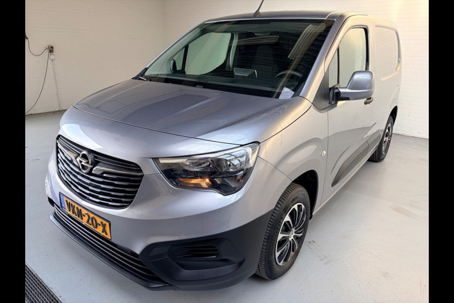Opel Combo 1.5D L1H1 Edition, Airco, CruiseControl, Navigatie, Trekhaak, Metallic lak, 1Ste eigenaar, Rijklaarprijs!