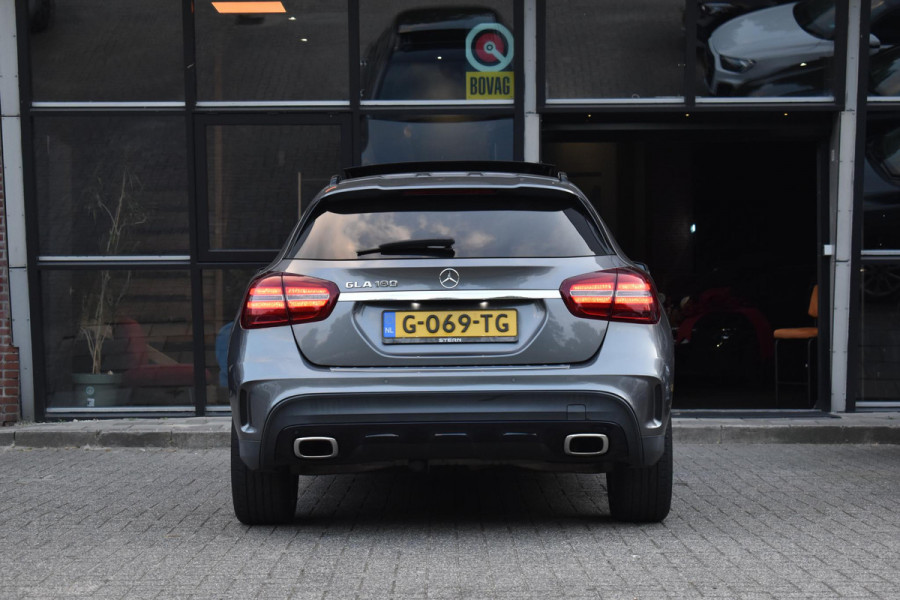 Mercedes-Benz GLA 180 AMG Line Pano Keyless Camera LED
