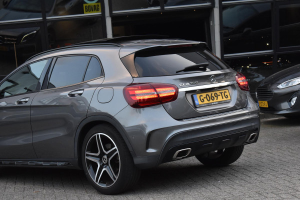 Mercedes-Benz GLA 180 AMG Line Pano Keyless Camera LED