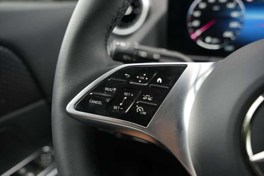 Mercedes-Benz GLA 250 e Business Solution Adapt. Cruise Stoelverw. LED Dodehoek