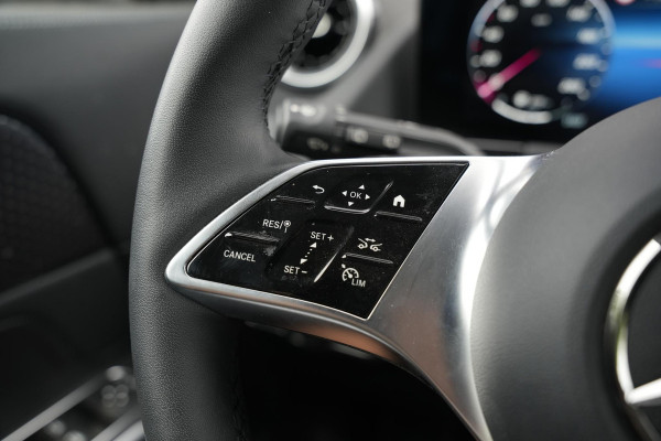 Mercedes-Benz GLA 250 e Business Solution Adapt. Cruise Stoelverw. LED Dodehoek