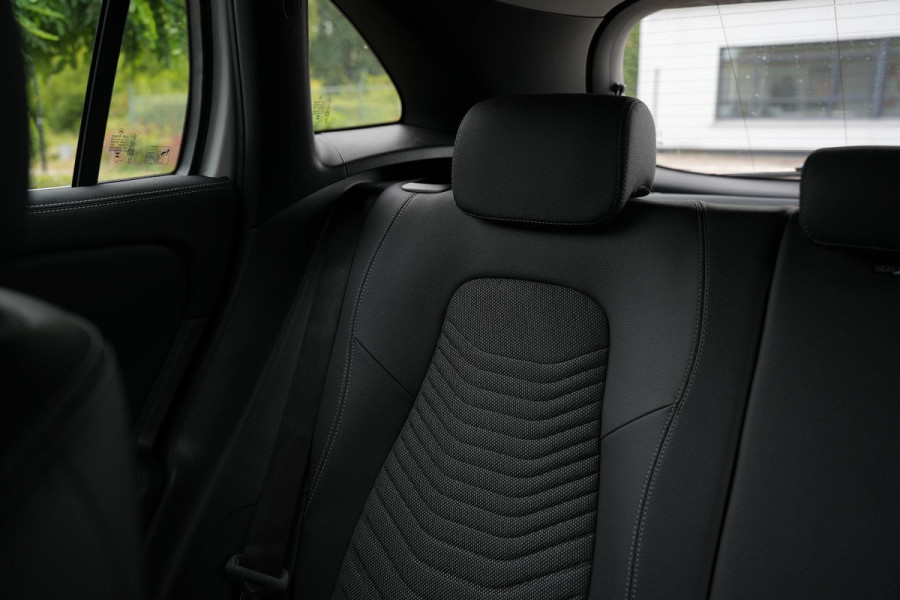 Mercedes-Benz GLA 250 e Business Solution Adapt. Cruise Stoelverw. LED Dodehoek