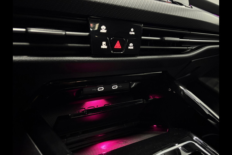 Volkswagen Golf 8 2.0 TSI R 4Motion Akra