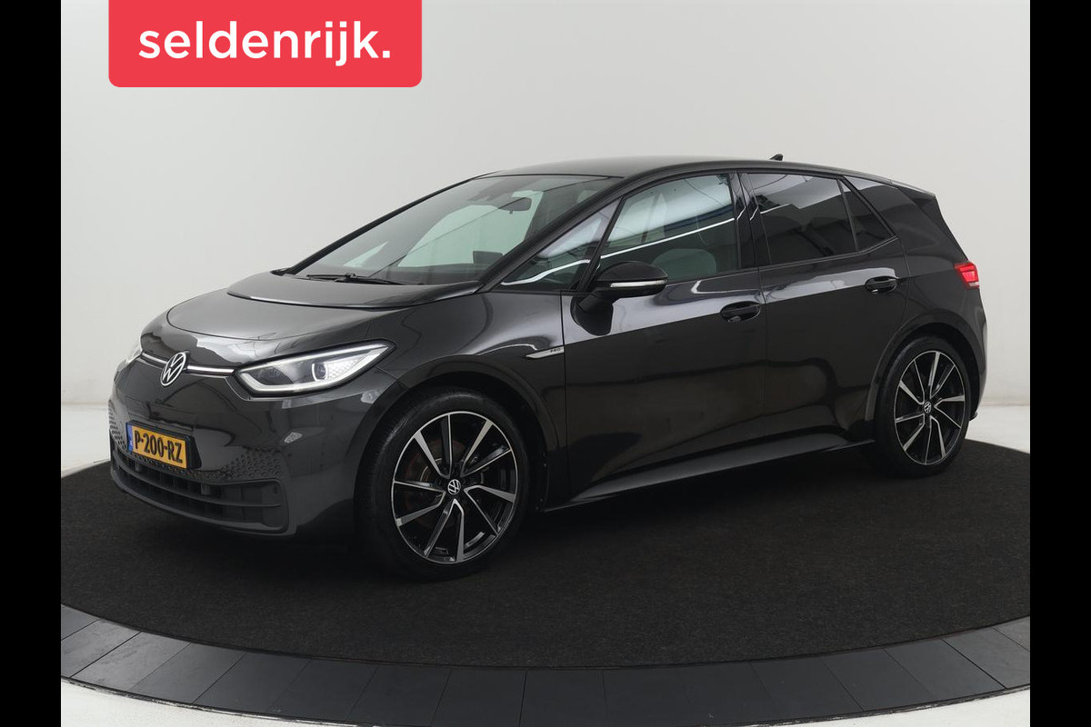 Volkswagen Id.3 Pro 58 kWh | SOH 94.5% | Panoramadak | Stuur/stoel verwarming | Adaptive cruise | 360 camera | Carplay | Massage stoelen | Climate control | Sfeerverlichting | Warmtepomp