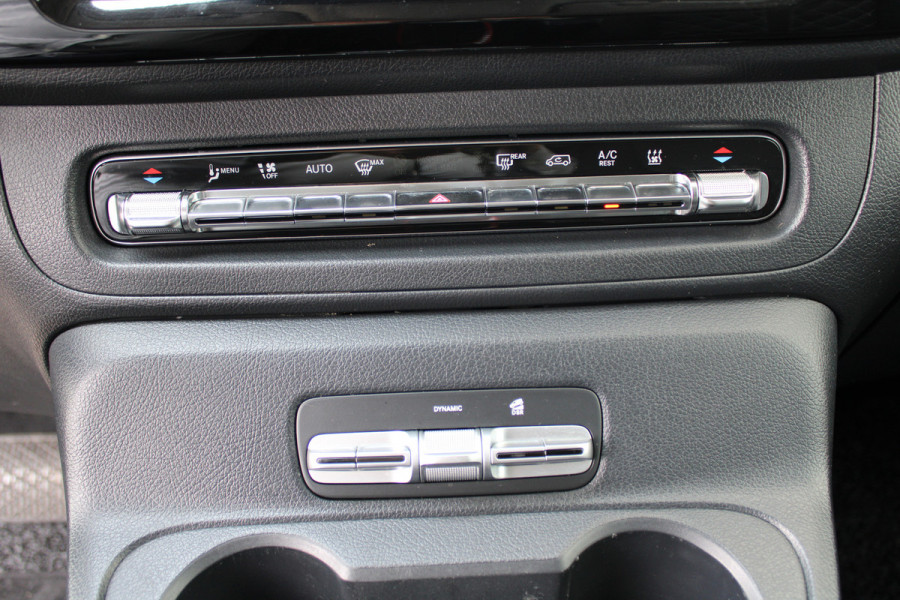 Mercedes-Benz Vito 124 CDI / Aut / DC / 4-Matic / Elec Stoel / Leer / 2x Schuifd / Vol Opties / NIEUWSTAAT