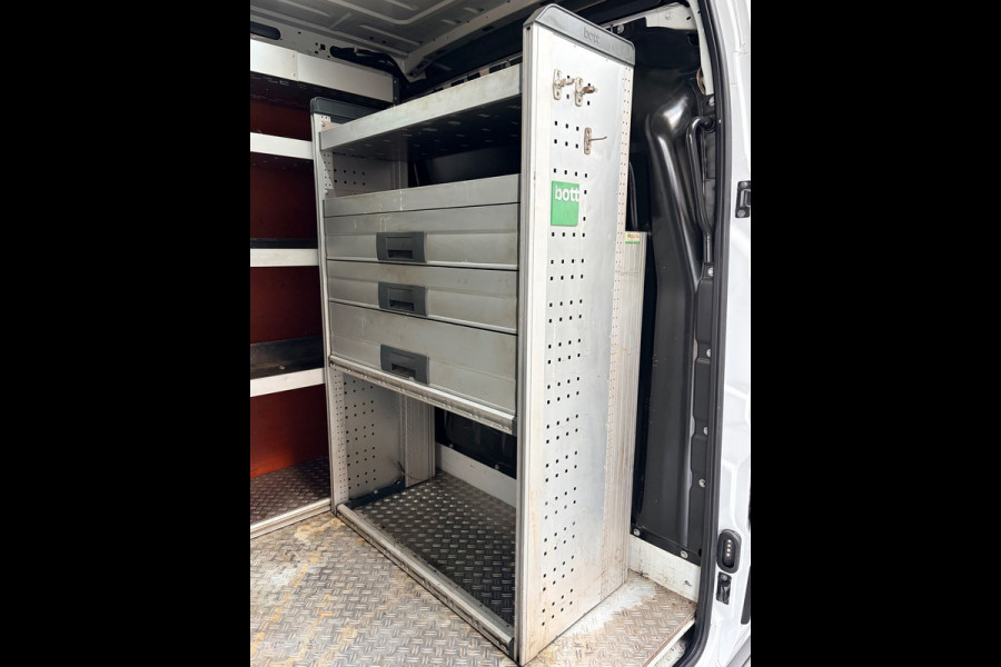 Renault Master Automaat Servicewagen T35 2.3 dCi 150pk L2H2 Energy Work Edition 3persoons, BOTT inrichting, Trekhaak Rijklaarprijs