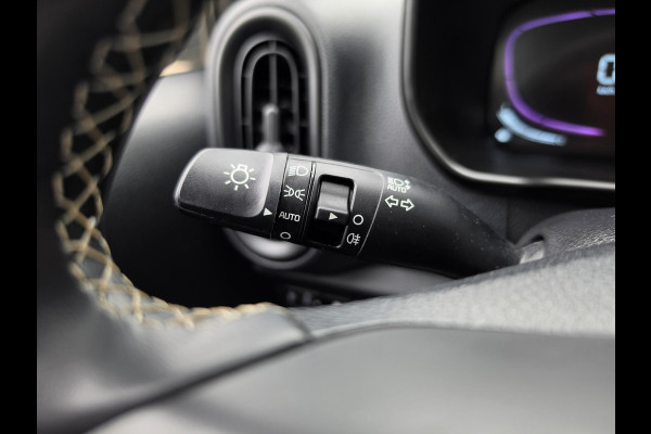 Kia Picanto 1.0 DPI DynamicLine | Navi | Camera | Cruise | Lichtsensor | Automaat |
