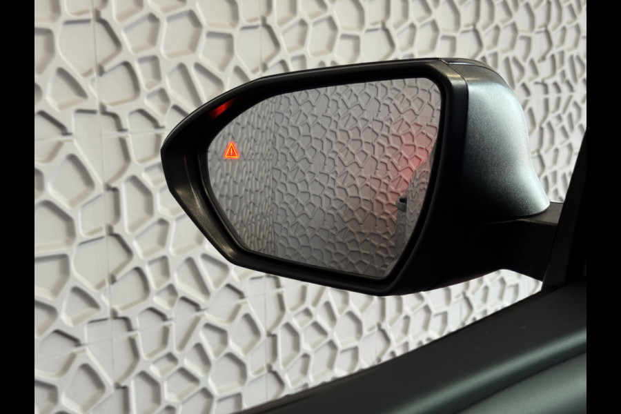Hyundai Tucson NIEUWE AUTO 1.6 T-GDI PHEV N-LINE 360.CAMERA ELEK.KLEP ELEK.STOEL/GEHEUGEN VERWARMD/KOELING SUBWFR 19"LMV ZWARTE HEMEL STUURVERW PLUG IN HYBRIDE