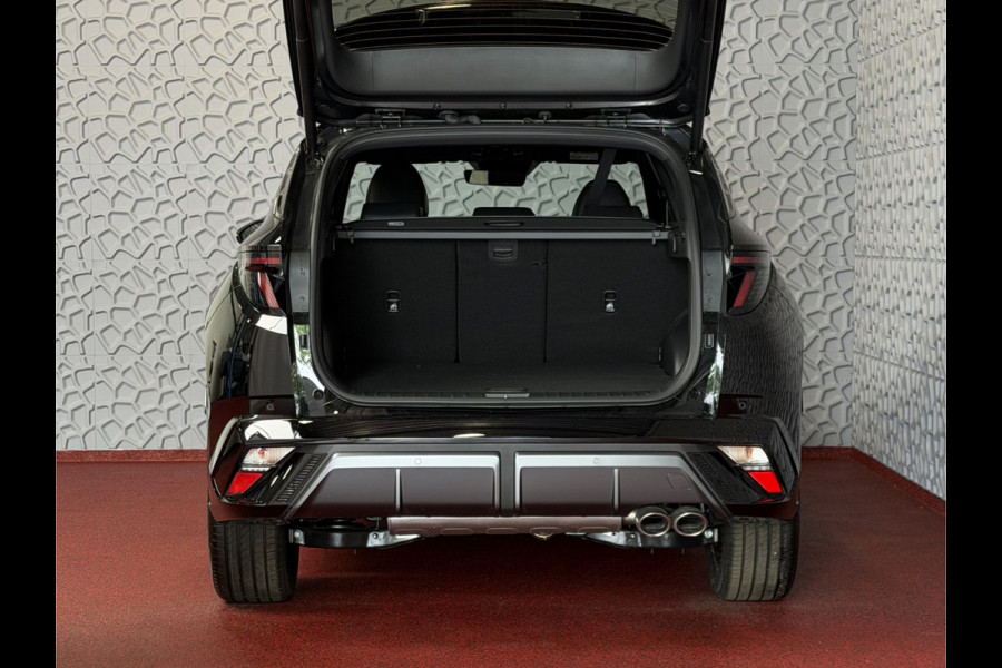 Hyundai Tucson 1.6 T-GDI PHEV LUXE N-LINE NIEUWE AUTO 360° CAMERA ELEK.KLEP ELEK.STOEL MET GEHEUGEN VERWARMD SUBWOOFER 19" LMV ZWARTE HEMEL STU PLUG IN HYBRIDE