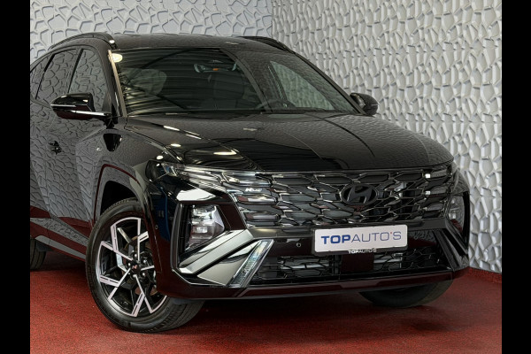 Hyundai Tucson 1.6 T-GDI PHEV LUXE N-LINE NIEUWE AUTO 360° CAMERA ELEK.KLEP ELEK.STOEL MET GEHEUGEN VERWARMD SUBWOOFER 19" LMV ZWARTE HEMEL STU PLUG IN HYBRIDE