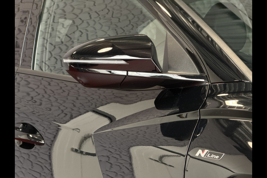 Hyundai Tucson 1.6 T-GDI PHEV LUXE N-LINE NIEUWE AUTO 360° CAMERA ELEK.KLEP ELEK.STOEL MET GEHEUGEN VERWARMD SUBWOOFER 19" LMV ZWARTE HEMEL STU PLUG IN HYBRIDE