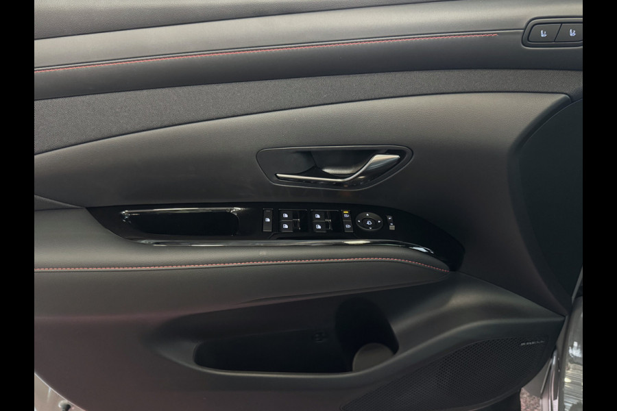 Hyundai Tucson NIEUWE AUTO 1.6 T-GDI PHEV N-LINE 360CAM ELEK.KLEP ELEK.STOEL MET GEHEUGEN VERWARMD/KOELING SUBWOOFER 19" LMV ZWARTE HEMEL STUUR PLUG IN HYBRIDE