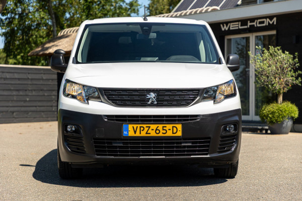 Peugeot Partner 1.2 PureTech 110 PK Premium Airco I Parkeersensoren I CarPlay I Android I Cruise I Navigatie I NAP