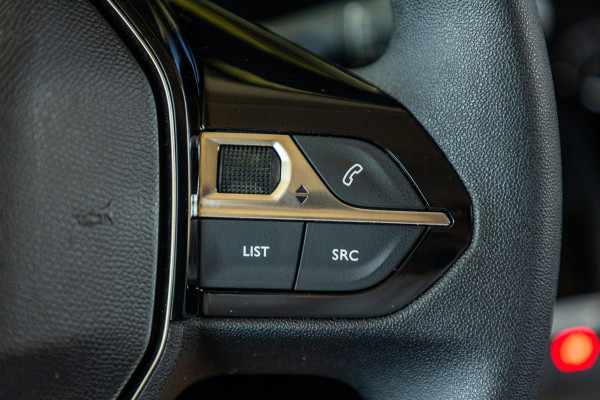Peugeot Partner 1.2 PureTech 110 PK Premium Airco I Parkeersensoren I CarPlay I Android I Cruise I Navigatie I NAP